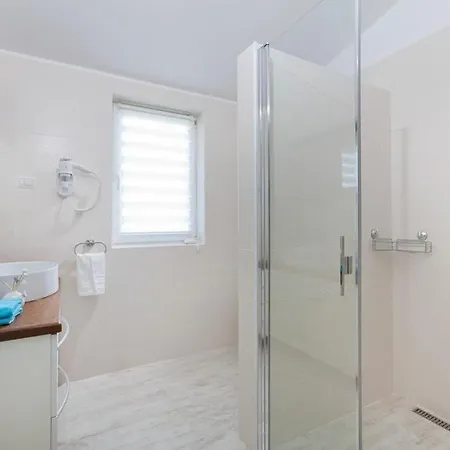 Villa Kastelir Kaštelir