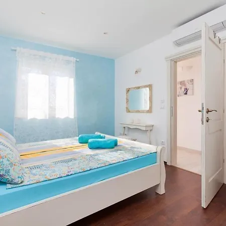 Villa Kastelir Kaštelir