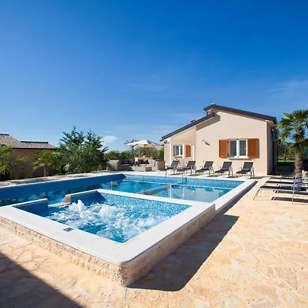 Villa Kastelir 别墅 Kaštelir